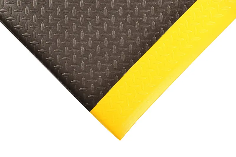 Notrax 419 Diamond Sof-Tred Anti-Fatigue Safety Mat – 3 ft × 12 ft × 1/2″ Black/Yellow Diamond-Textured Workstation Mat with Dyna-Shield