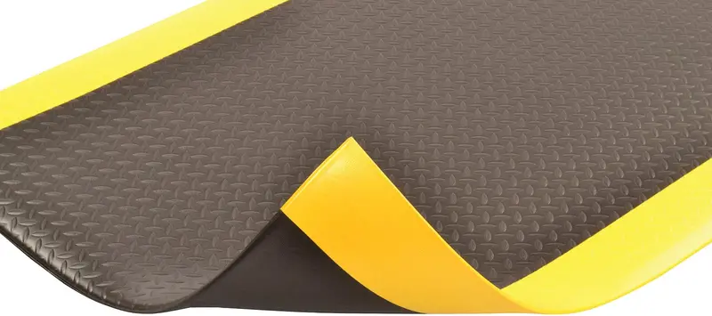 Notrax Sof-Tred Diamond Anti-Fatigue Mat — 3′ x 4′ x 1/2″, Slip-Resistant Surface with Dyna-Shield Tech (Model 419S0034BY)