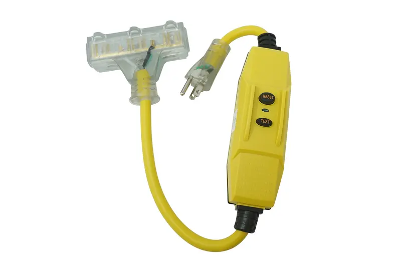 Southwire 26020008-6 ShockShield GFCI Tri-Cord Extension – 12/3 AWG, 2-Foot, 3-Outlet Inline Set