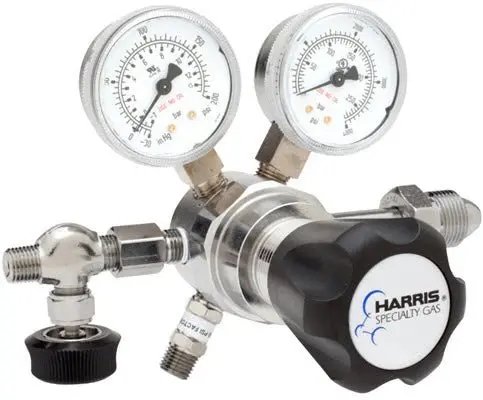 Harris 721C-125-580-A Two-Stage Ultra-High-Purity Brass Regulator 1